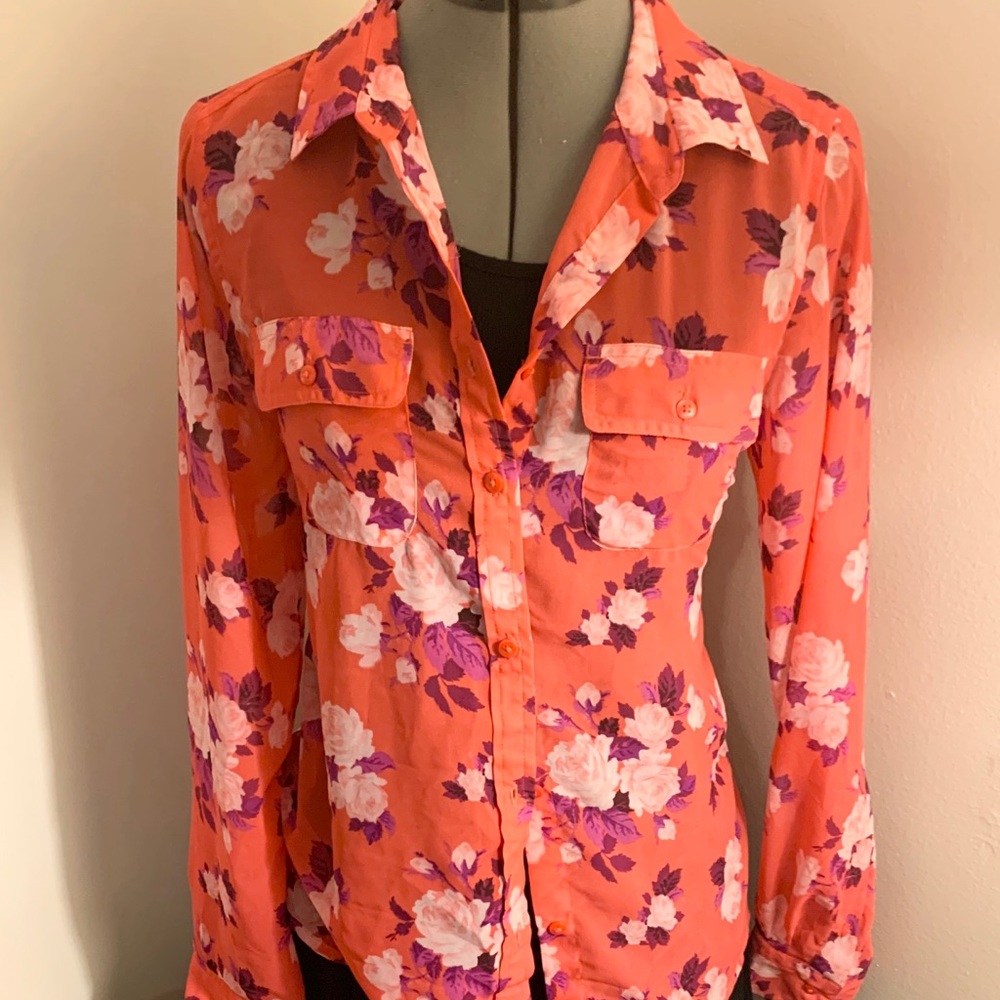 American Eagle Outfitters M sheer blouse b/u